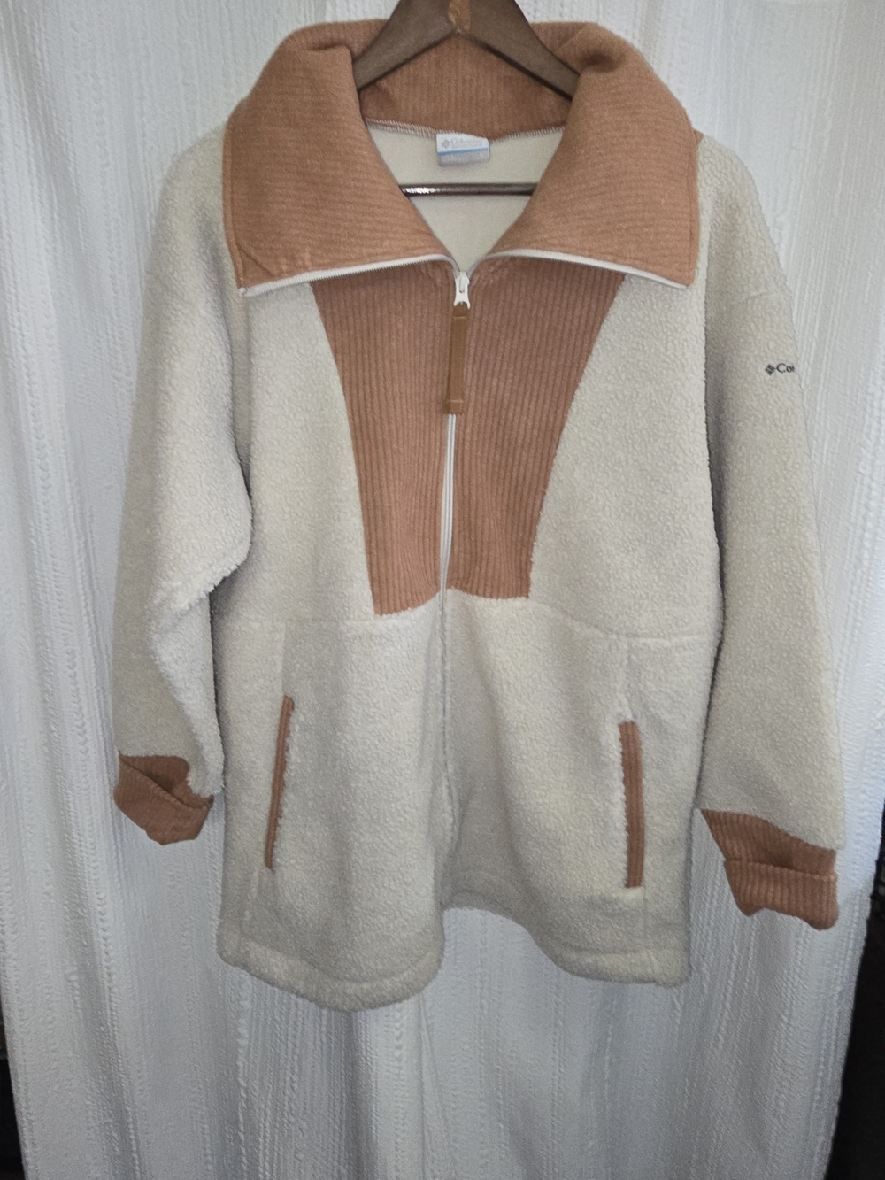 Womens Large Columbia Women's Cream Sherpa Jacket with Tan Accents